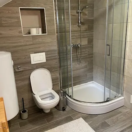 Apartment Apartma Med Smrekami Golte