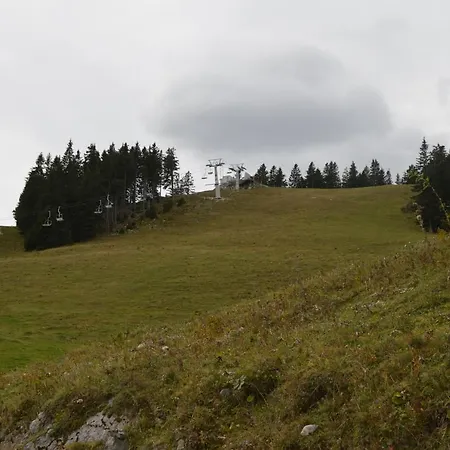 アパート Apartma Med Smrekami Golte *